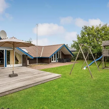 Hotel Gorgeous In Blvand With Sauna 4*